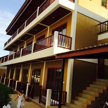 Au Aon Guesthouse Тау Экстерьер фото
