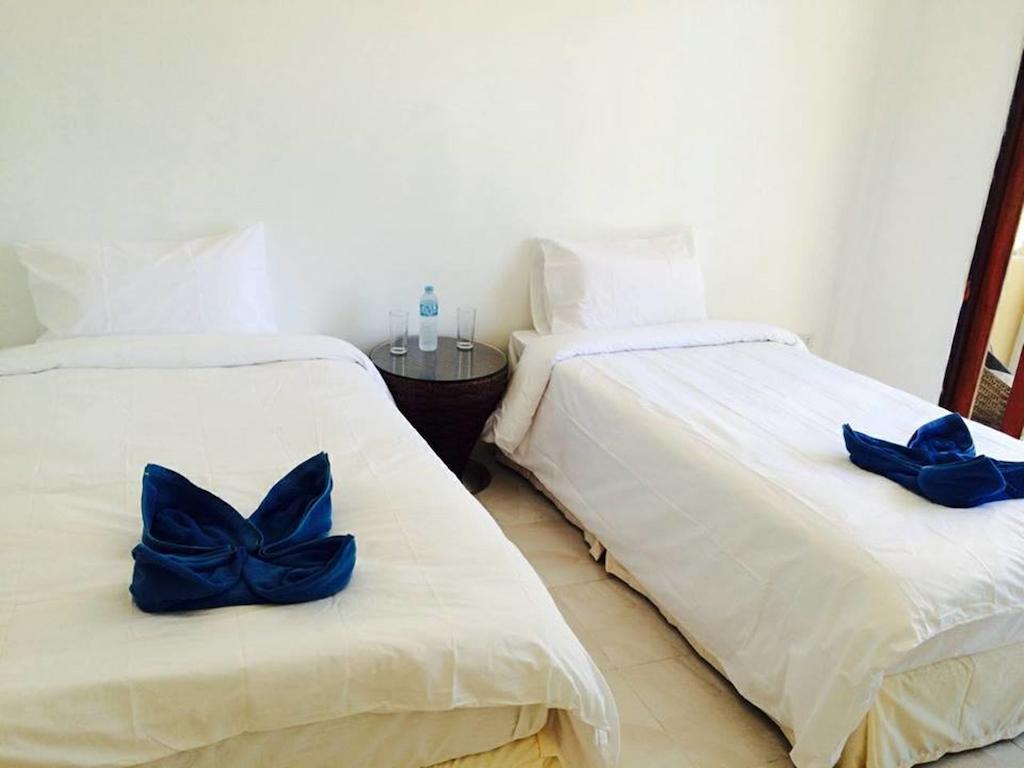 Au Aon Guesthouse Тау Номер фото